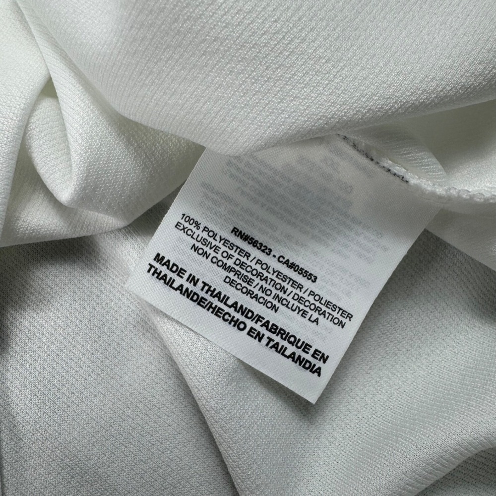 Nike Solid White Brancott Estate Performance Gold… - image 7